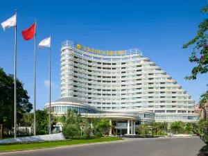 골든 샤이닝 뉴 센추리 그랜드 호텔 베이하이