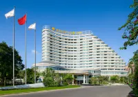 GRAND NEW CENTURY HOTEL  BEIHAI Hôtels à : Beihai