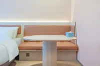 HanTing Hotel (Ruili Caifu Square) فنادق في روي لي