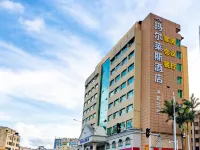 Danshui Xinyuan Gelin Hotel Hotels near Danshui
