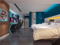 Xuzhou Tashe Business E-sports Theme Hotel (Yunlong Wanda Branch) - Condos