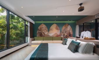 YunGuan Shunde House Resort Hotel (Jinghong, West Shuangjing Starlight Night Market Shop)