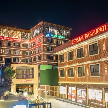 Hotel Crystal Pashupati Отели рядом с Аэропорт Трибхуван