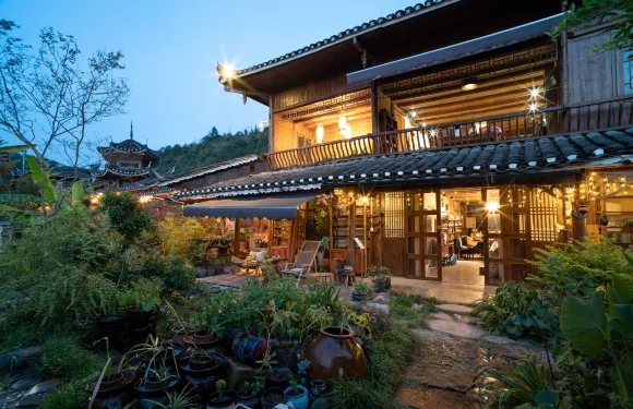 丹寨蝴蝶媽媽石橋村樹居（石橋古法造紙文化景區店）