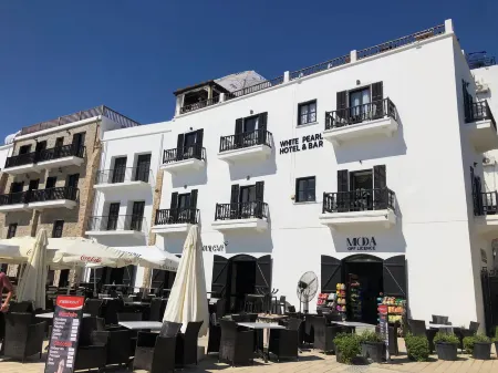 White Pearl Hotel Отели в г. Agios Georgios