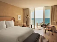 Four Seasons Hotel and Residences Fort Lauderdale Hotels near Flamingo Park