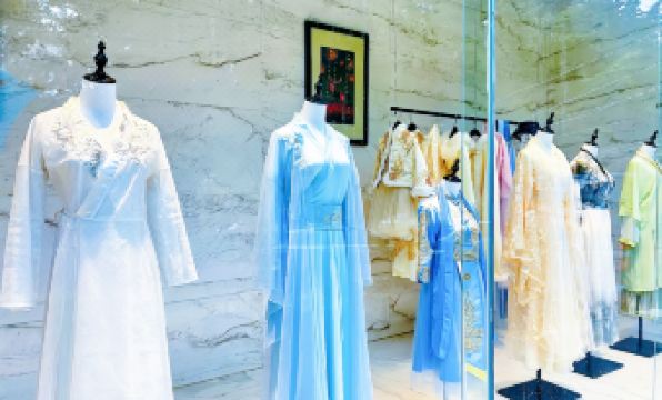 Xana Hotelle (only Henan film Town store in Zhengzhou)