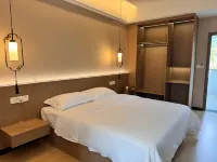 Fengjie County Qianli Jiangling Hotel