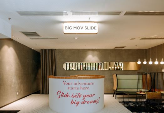 MOV 호텔 객실 내부