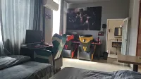 Casual E-sports Homestay