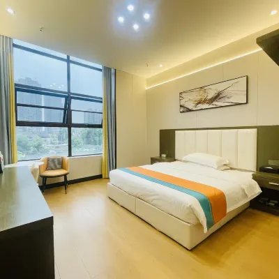 Yibin Jianshang Hotel (Diamond City) Hotels near Nanxi People's Hospital