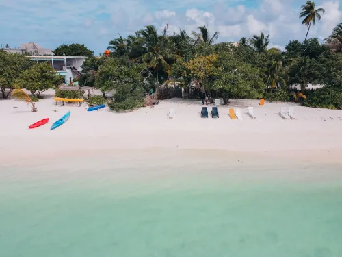 FUNPLACE BEACH HOTEL Hoteles en Lankanfinolhu