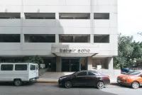 RedDoorz @ TJMG by Bel Air Polaris Makati Hotels in Makati City