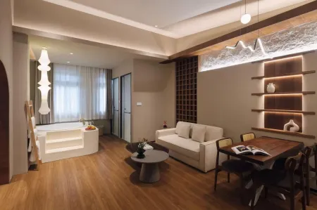 Occasionally, YOU· HOTEL Отели рядом с достопримечательностью «Minnan Normal University»