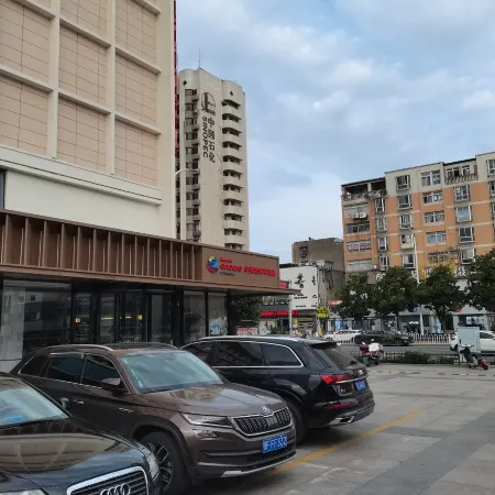XiangYang Ramada Encore