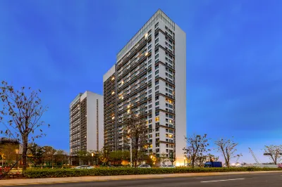 Holiday Inn Shenzhen Bay Apartment Hotels in der Nähe von Songgang Langxiawenfei Wharf