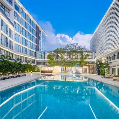 Xin Asia  Hotel Hotels near Yalong Bay