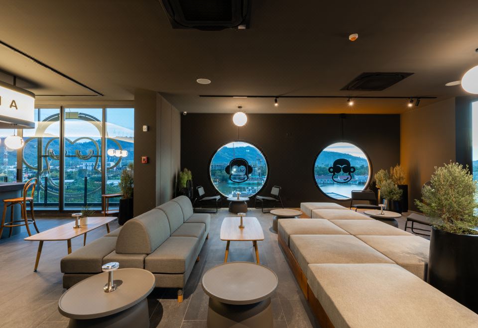 Blu Monkey Hub and Hotel Laguna의 조식 공간 이미지