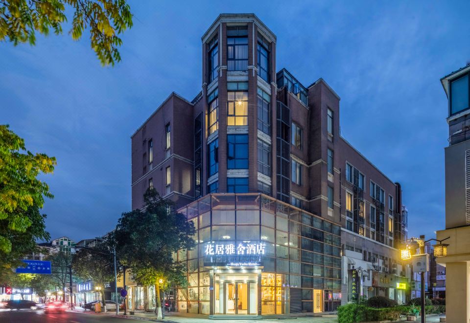 hotel overview picture