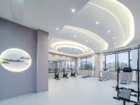 Golden Dragon Hotel (Red River Maitreya Branch) - نادي رياضي