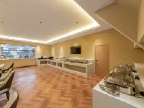 智選·博悅酒店（正藍旗客運站店） 正藍旗酒店