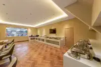 Zhixuan Boyue Hotel (Zhenglan Banner Bus Station) - parcheggio