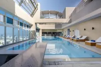 Grand Millennium Al Wahda Hotel and Executive Apartments Abu Dhabi - 5 ดาว