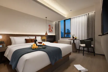 Orange Hotel (Fuyang Yingshang North Road Long distance Bus Station) Отели рядом с достопримечательностью «Fuyang Technology Vocational School»