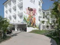 Lis Hotel Chiangmai Hotels near Hai Ya