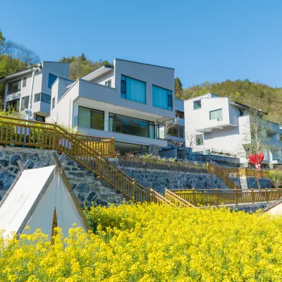 Ruo Yin•Natural Oxygen Bar Home Stay Hotels near Jixi Purple Garden