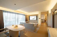 JI Hotel (Tongliao Qinghe Avenue Yuelai River)