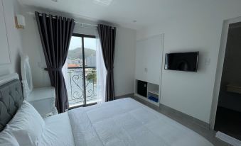Sun Hill Hotel