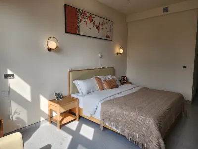 庸園康養旅居酒店 鄰近荷花園的酒店