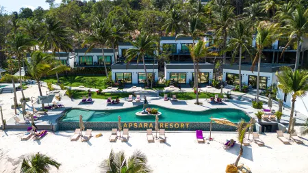 Apsara Resort Koh Rong Отели рядом с достопримечательностью «Као Тауч Бич»