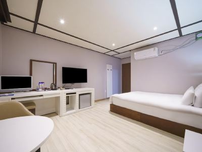 Yeongju Wiz Hotel