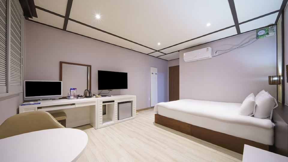 Yeongju Wiz Hotel