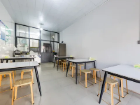 Bonahuishe Chain Hotel (Lufeng South Railway Station Jinshan Ancient Town Branch) Hotels in Lufeng