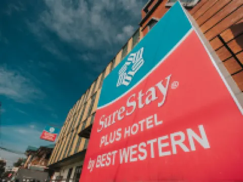 AC LUXE安赫萊斯貝斯特韋斯特SureStay Plus酒店 鄰近SM City Clark的酒店
