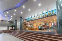 Huahai Hotel (Guangzhou Jiangnanxi changgang Metro Station) Hotels near Haizhu Passenger Transport Terminal
