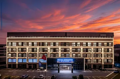 Days Inn by Wyndham Kunming Chenggong Hotel in zona Kunming University Gymnasium