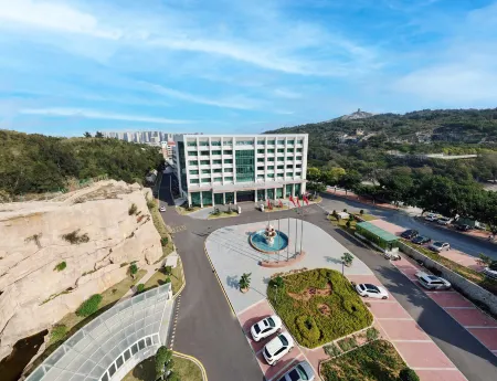 MinLi   Holiday    Hotel Отели рядом с достопримечательностью «Quanzhou Textile Garment Vocational Institute»