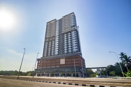 Marc CoLiving by Cobytat Отели рядом с достопримечательностью «Mengkuang Dam»