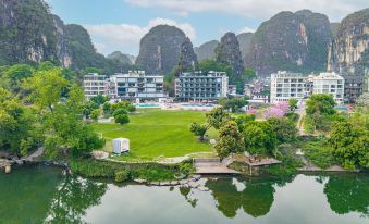 Yangshuo Yuyuan Resort (Shili Gallery &Yulong River)