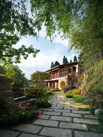 Shanyu Art Garden Homestay Отели рядом с достопримечательностью «The Gushan Spring Temple»