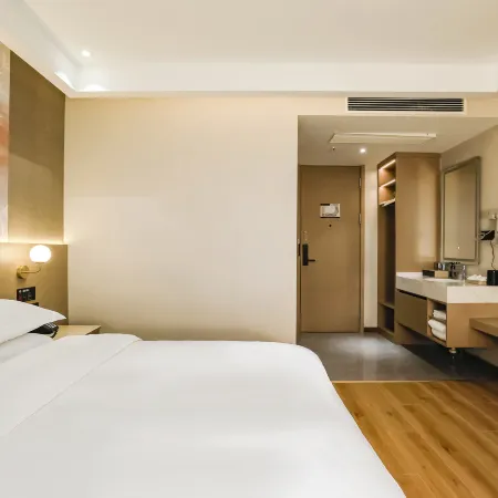Mika City Hotel (Xuancheng Jingde High-speed Railway Station)