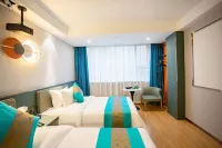 Huanmu Esports Cinema Hotel - Esports