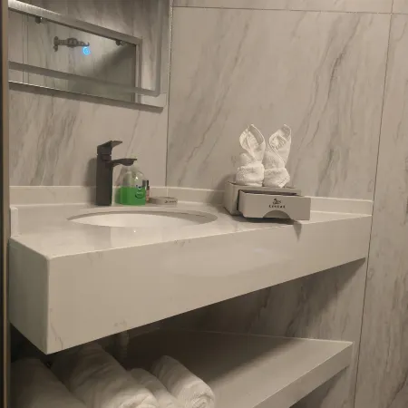 Jilong Hotel (Longli County Traditional Chinese Medicine Hospital)