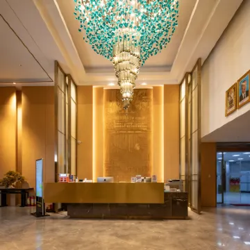 Amanda Suite & View Residence, Phnom Penh (Toul Kork) Hotels near SETEC Institute