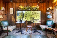 Joan Kushtai Joong Valley Bay Wild Luxury Camp - 5-Star