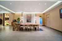 Artux Yiju Hotel (Kezilesu Kirghiz Autonomous Prefecture Museum) Hotels in Artux